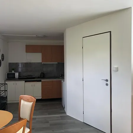 Miskovice 134 * كوتنا هورا